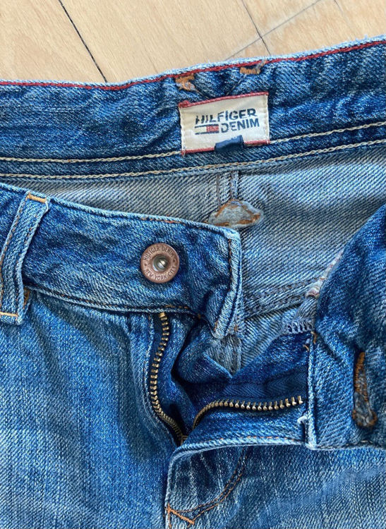 Billede af skønne bløde Hilfiger jeans