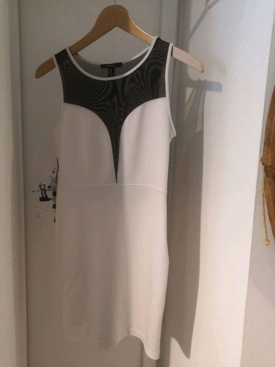 Billede af Hvid stram kjole fra Forever21