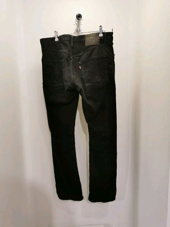 Billede af Levis sorte jeans straight/loose