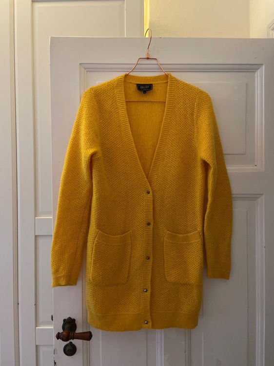 Billede af gul mohair cardigan