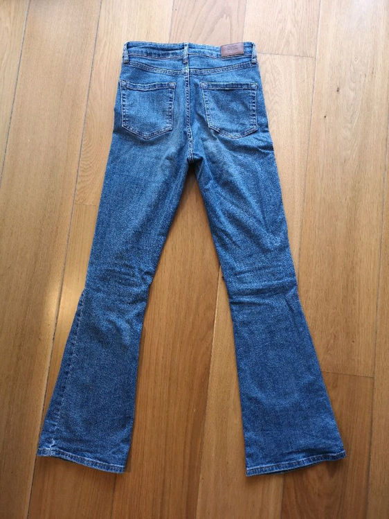 Billede af Blå flare jeans