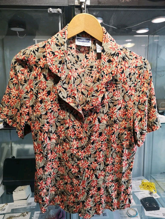 Billede af vintage blomstret skjorte
