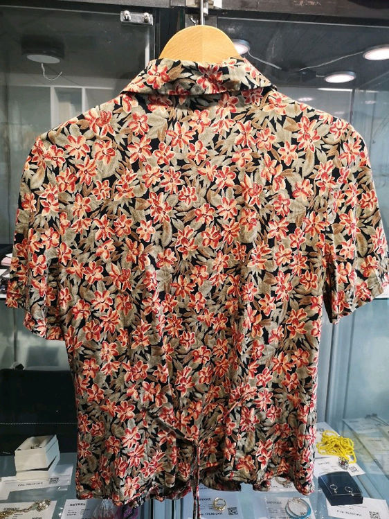 Billede af vintage blomstret skjorte