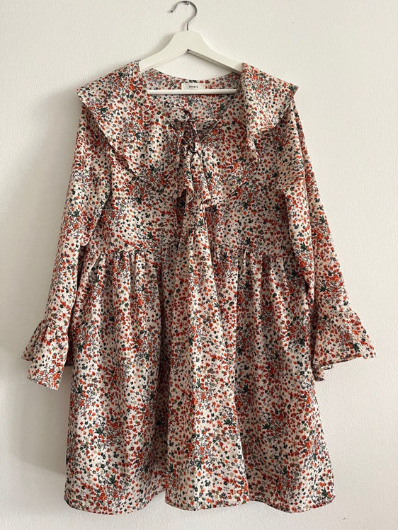 Billede af Blomstret kjole