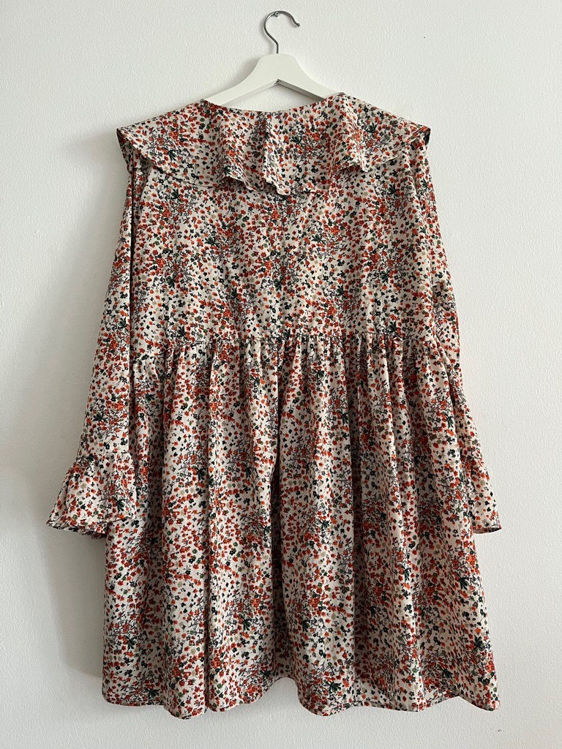 Billede af Blomstret kjole