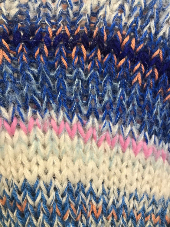 Billede af Håndstrikket sweater 