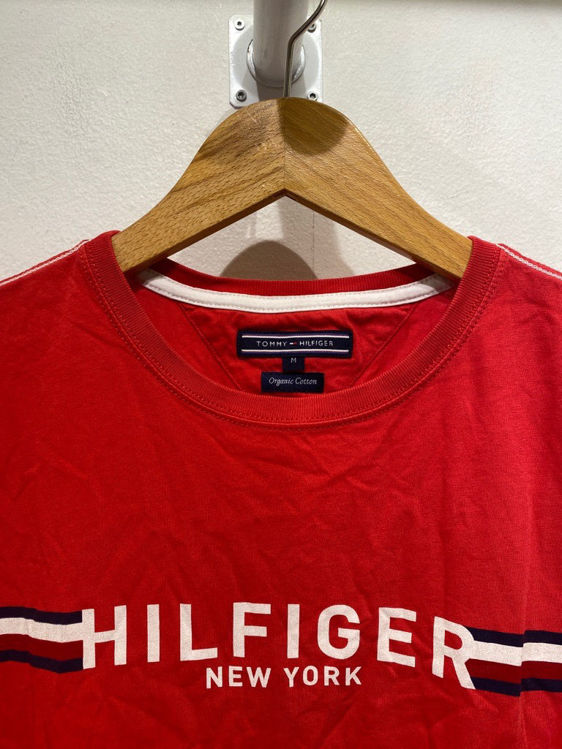 Billede af Rød t-shirt fra Tommy Hilfiger