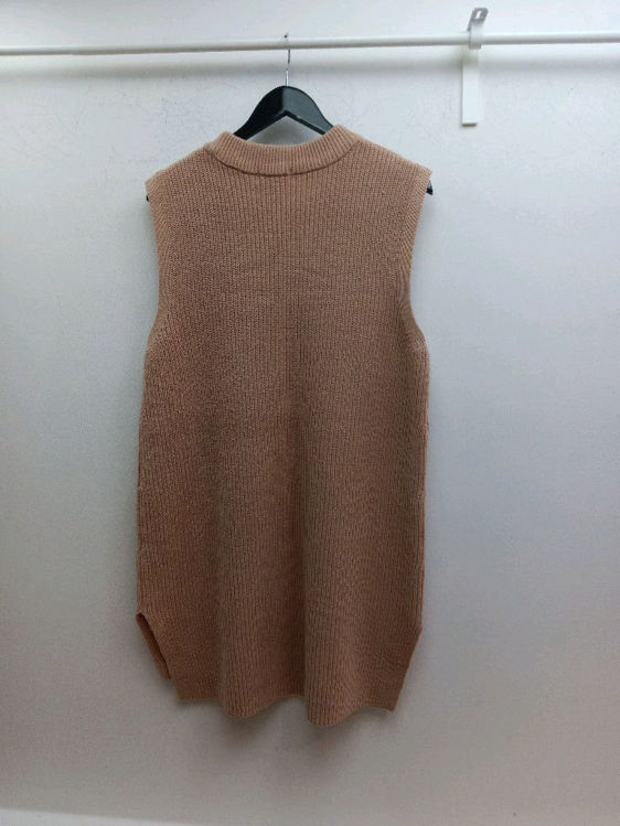 Billede af lang strik vest