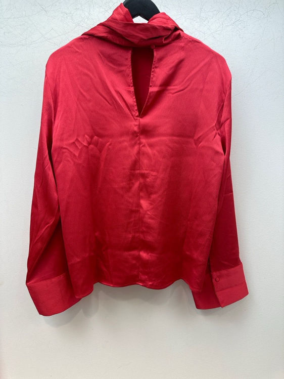 Billede af Rødt sæt - lange løse bukser og tilhørende bluse