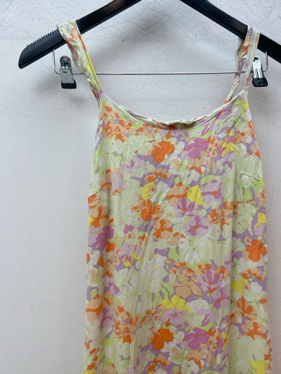 Billede af Blomstret kjole