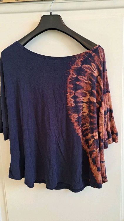 Billede af Gabifit // batikfarvet smuk bluse