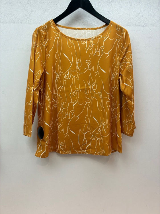 Billede af Ny karrugul bluse med hvidt