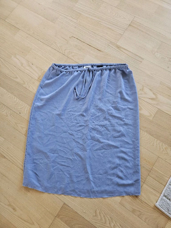 Billede af Blå nederdel