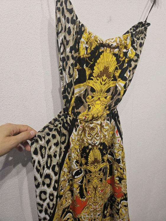 Billede af River Island fed baroq kjole m.cut outs