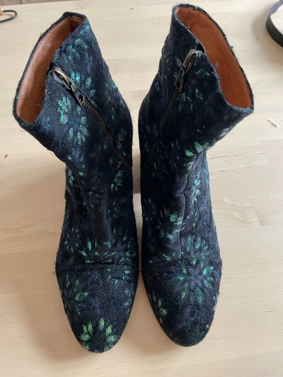 Billede af Dries van noten