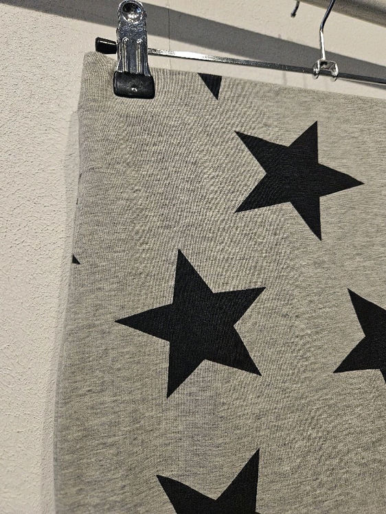 Billede af TopShop fin stretchy nederdel m.stjerner